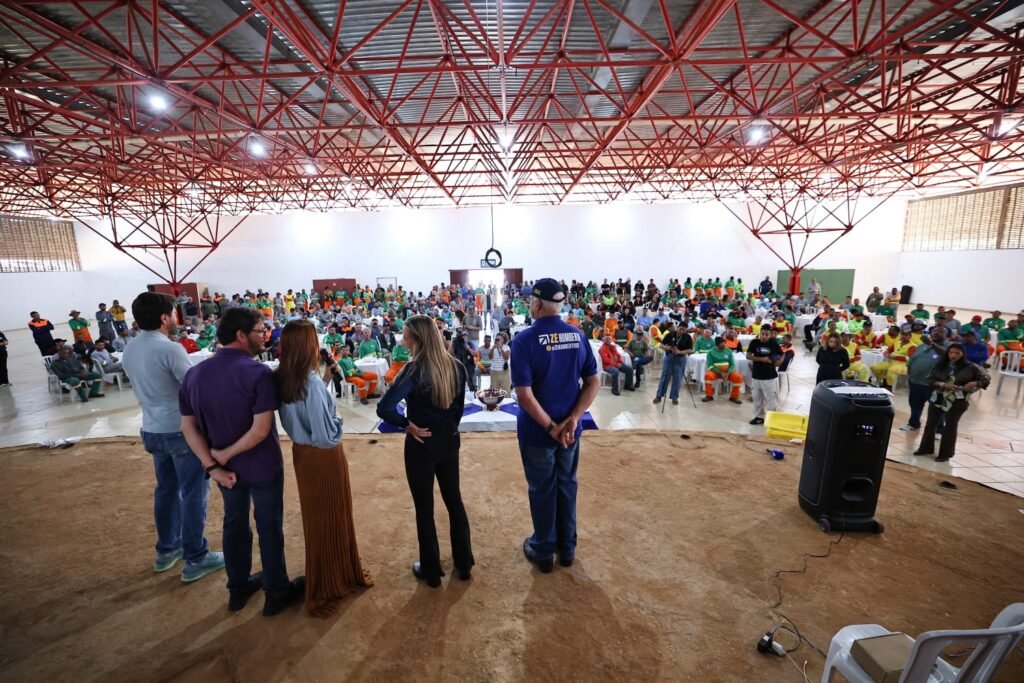 Café da manhã com servidores e apoiadores especialistas em manutenção e conservação de áreas verdes – EBF - foto 3