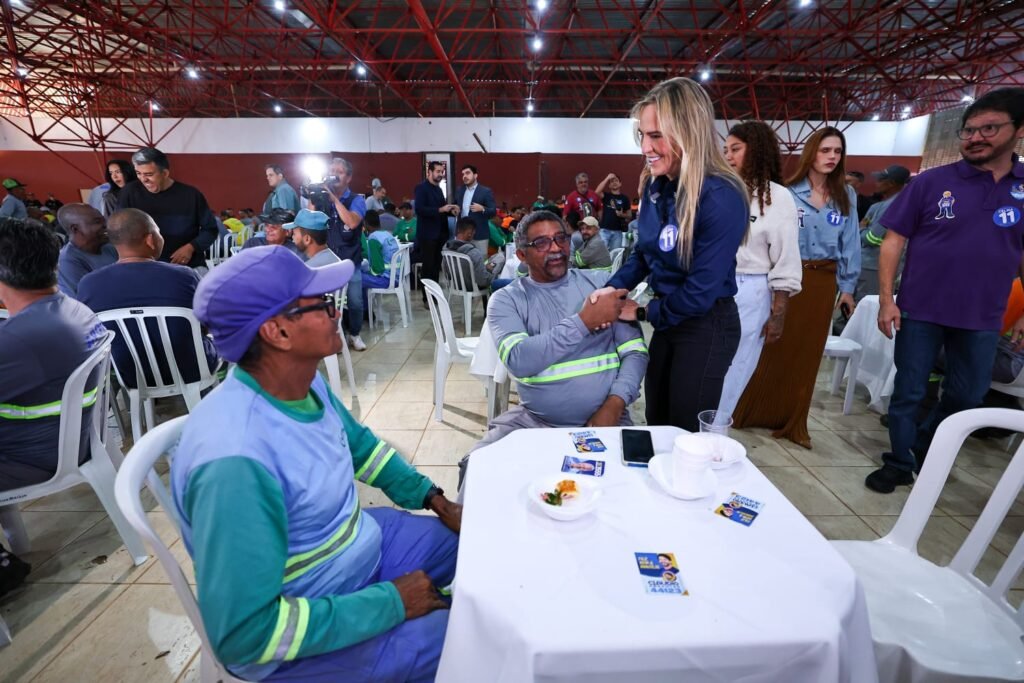 Café da manhã com servidores e apoiadores especialistas em manutenção e conservação de áreas verdes – EBF - foto 11
