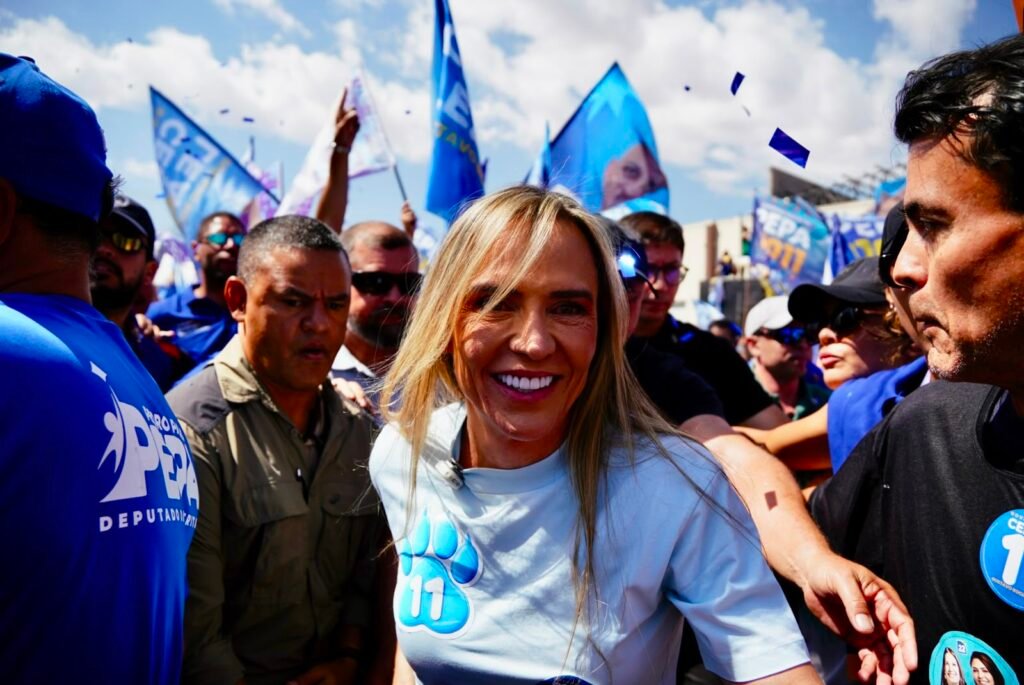 Comício Celina Leão - foto 3