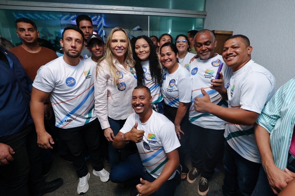 Reunião com grupo político do Cristiano Araújo - foto 21