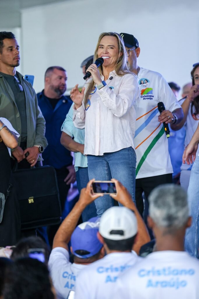 Reunião com grupo político do Cristiano Araújo - foto 5