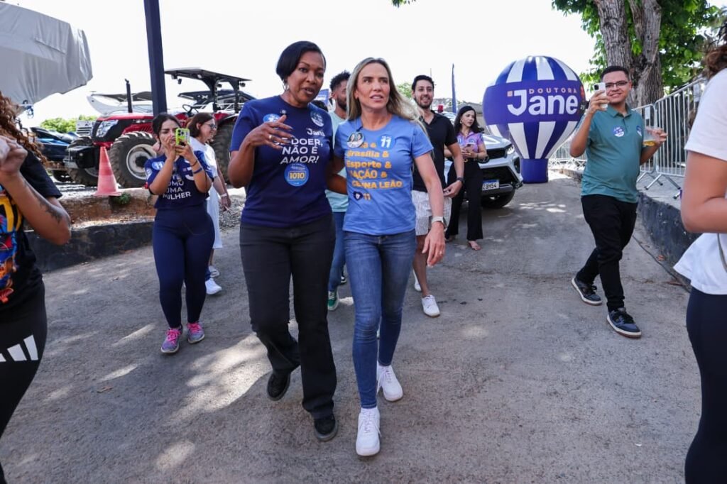 Comissão dos aprovados da Policia Civil( feijoada com Delegada Doutora Jane) - foto 4