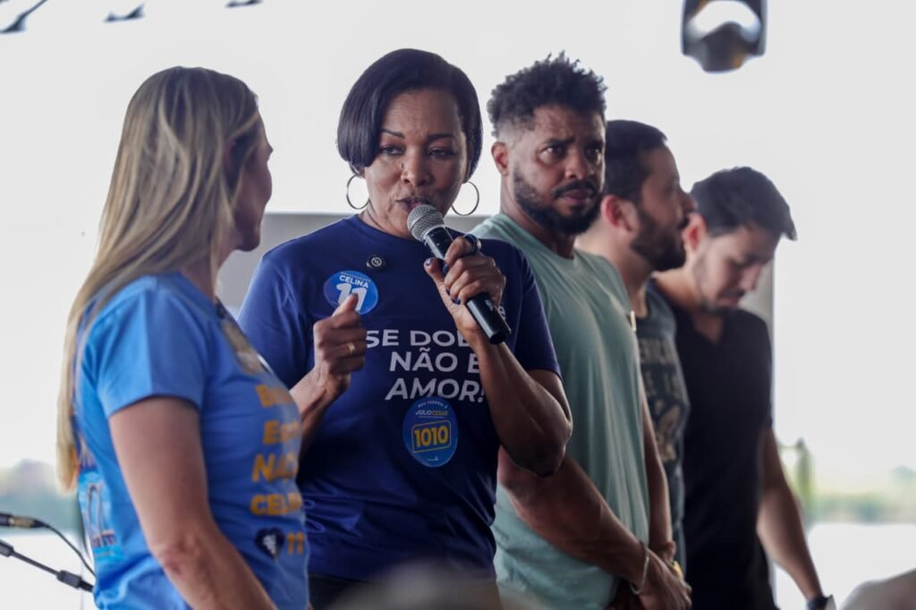 Comissão dos aprovados da Policia Civil( feijoada com Delegada Doutora Jane) - foto 9