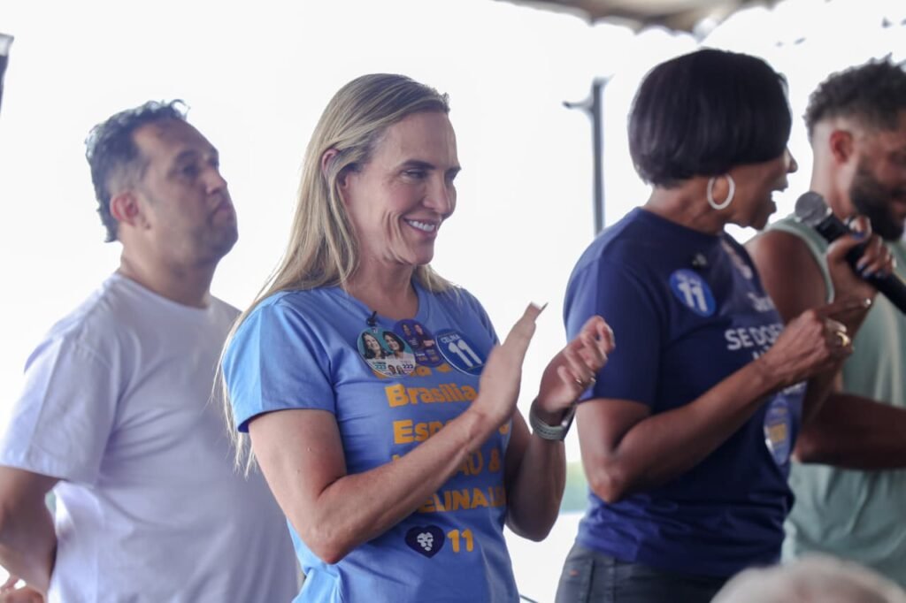 Comissão dos aprovados da Policia Civil( feijoada com Delegada Doutora Jane) - foto 10