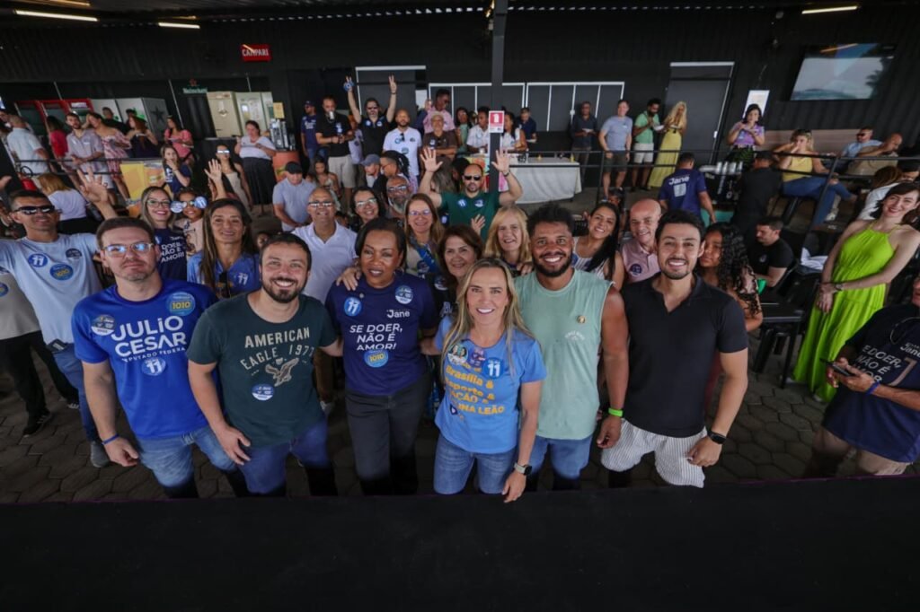 Comissão dos aprovados da Policia Civil( feijoada com Delegada Doutora Jane) - foto 15