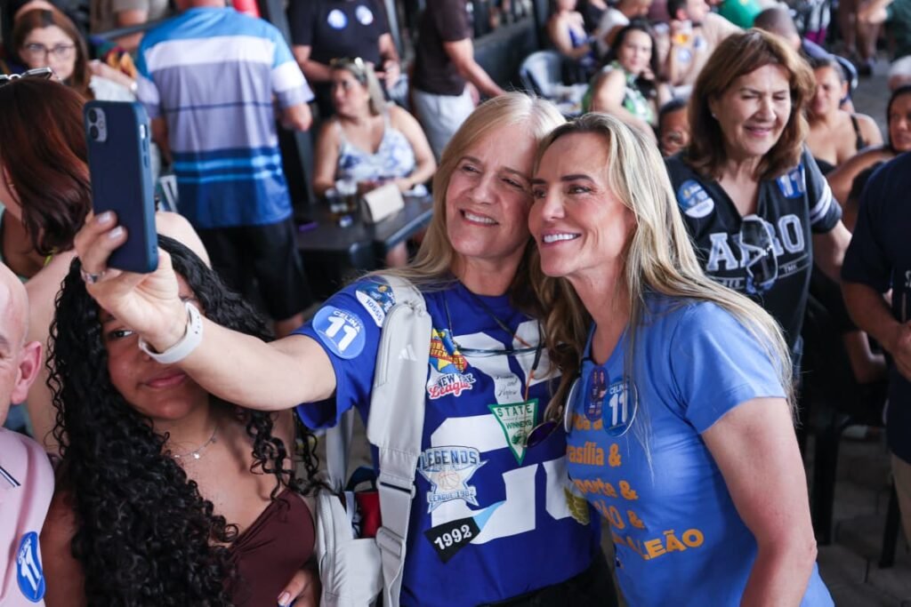 Comissão dos aprovados da Policia Civil( feijoada com Delegada Doutora Jane) - foto 17