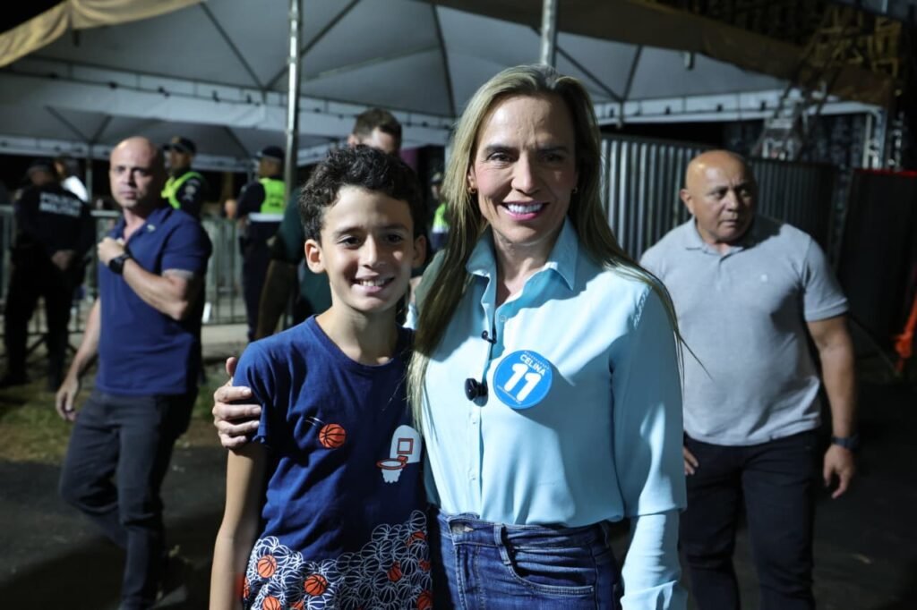 Visita a Festa do Morango - foto 2