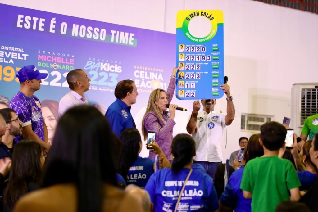 Reunião com moradores da Ceilândia (grupo 8). - foto 13