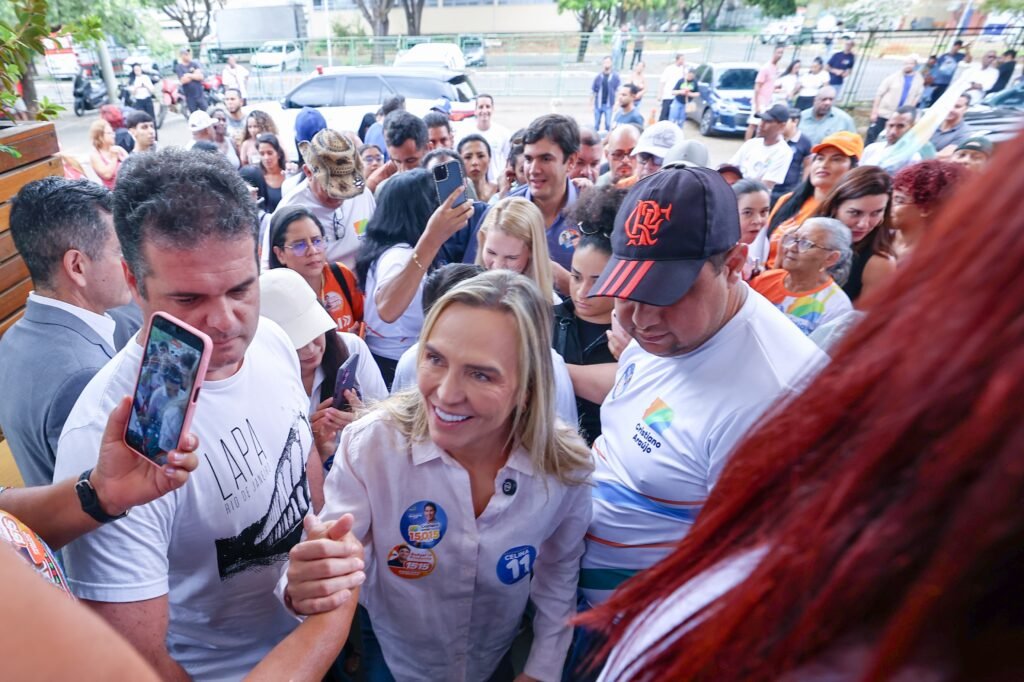 Reunião com grupo político do Cristiano Araújo - foto 8