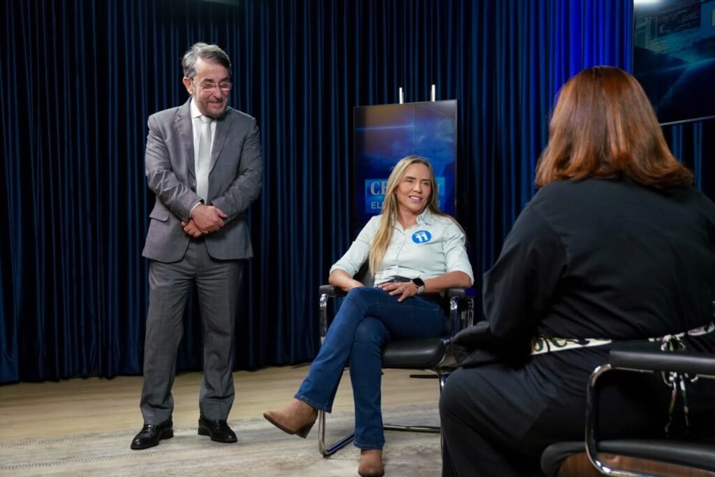 Entrevista CB. Poder - foto 3