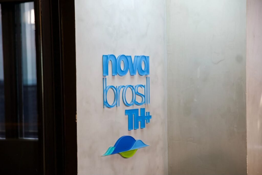 Entrevista na Nova Brasil FM Brasília - foto 7