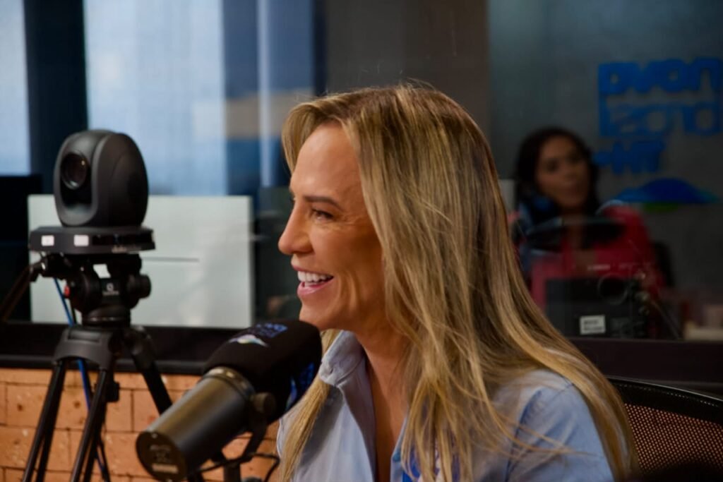 Entrevista na Nova Brasil FM Brasília - foto 8