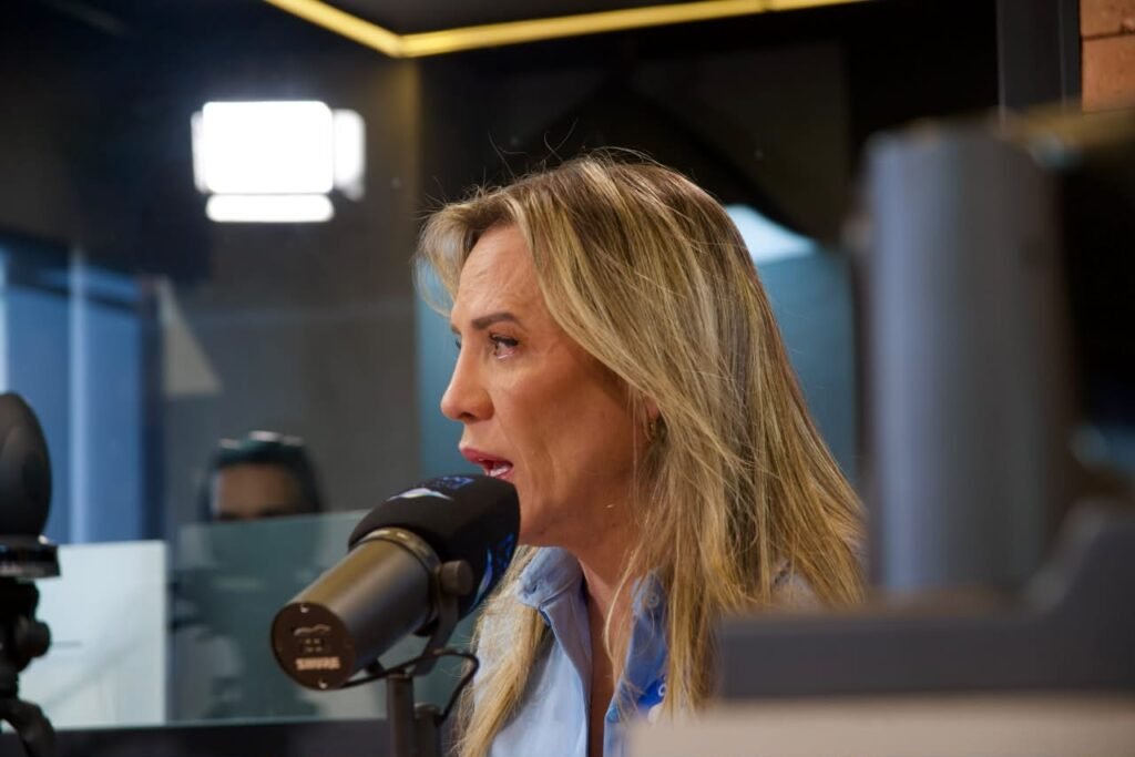Entrevista na Nova Brasil FM Brasília - foto 12