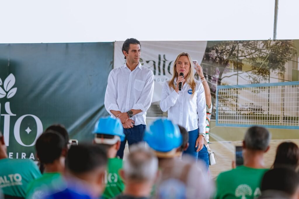 Encontro com funcionários da área de construção, seguido de almoço. - foto 8