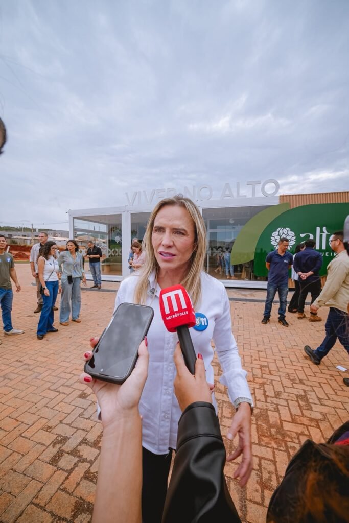 Encontro com funcionários da área de construção, seguido de almoço. - foto 16
